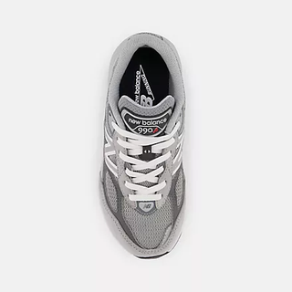 990