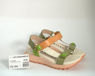 LOT.HISSAND.25 - 174