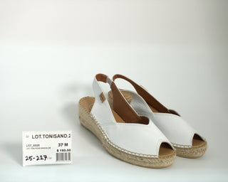 LOT.TONISAND.25 - 227