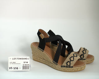LOT.TONISAND.25 - 238