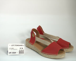 LOT.TONISAND.25 - 239
