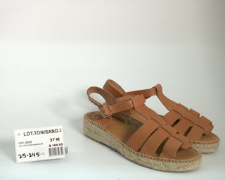 LOT.TONISAND.25 - 245