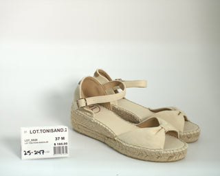 LOT.TONISAND.25 - 247