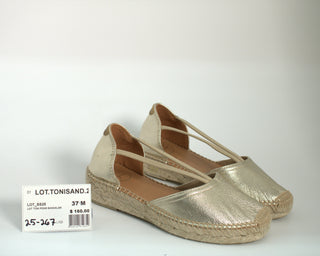 LOT.TONISAND.25 - 267