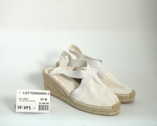 LOT.TONISAND.25 - 273